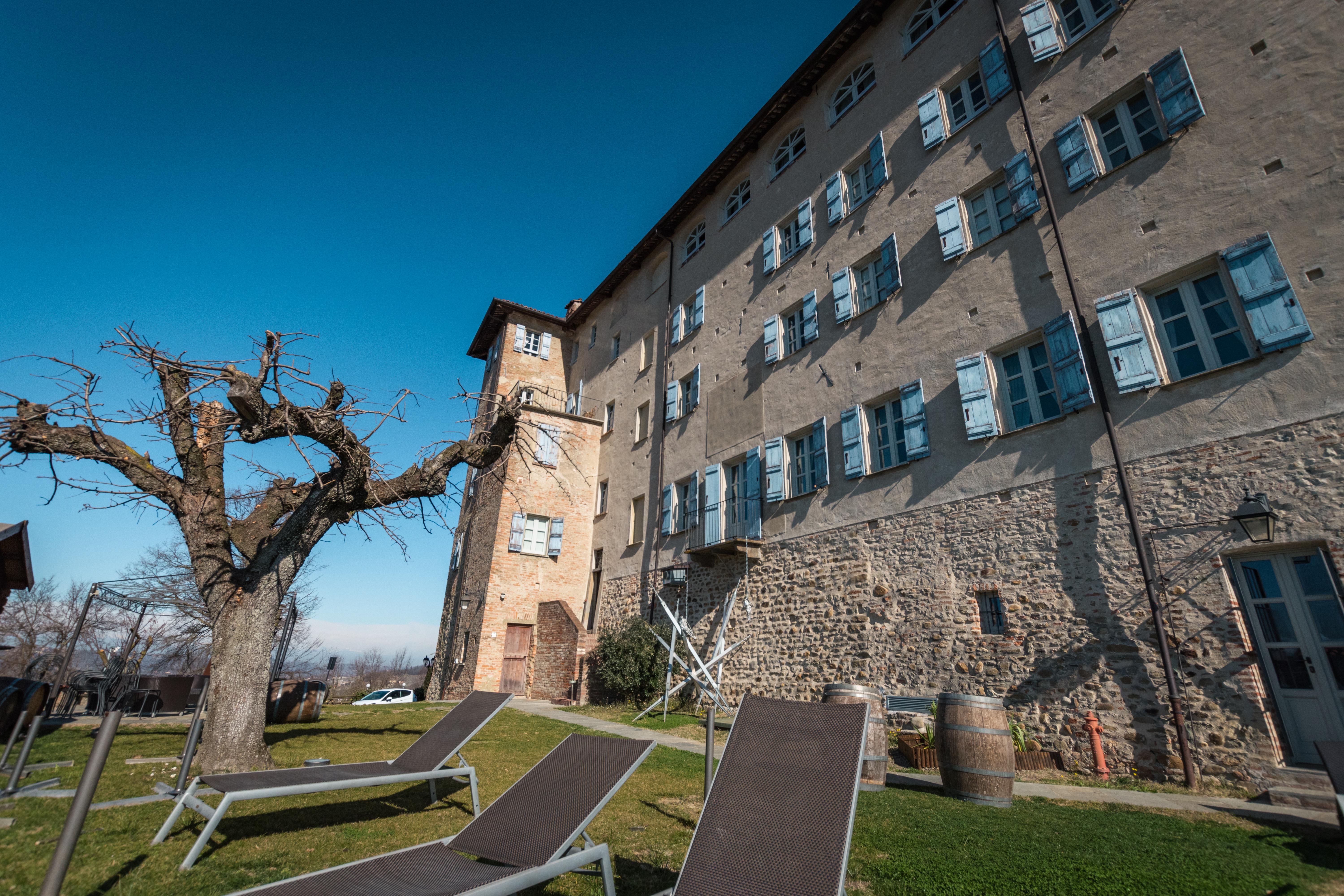 Hotel Antico Borgo Cuneo Exterior foto